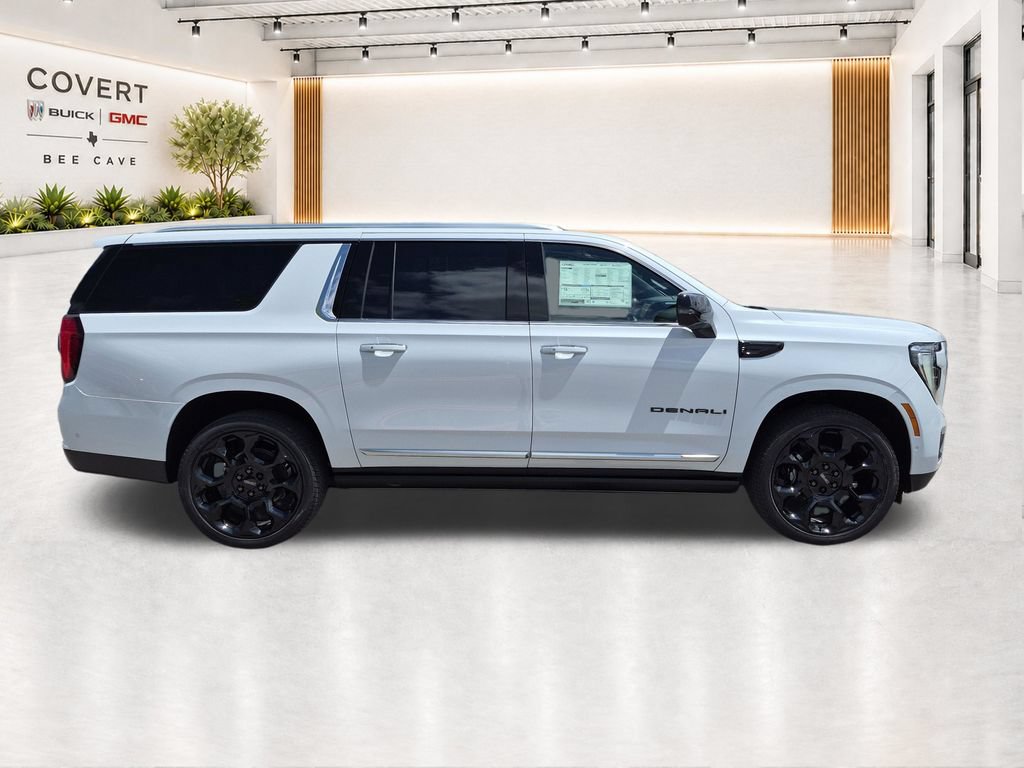 New 2026 GMC Yukon XL Denali w/ Denali Reserve Package AWD/4WD image 14
