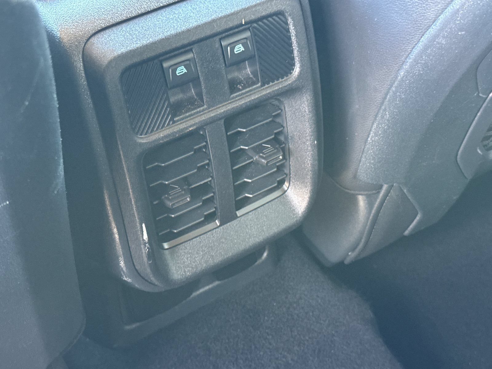 Used 2025 Ford Bronco Badlands AWD/4WD image 17