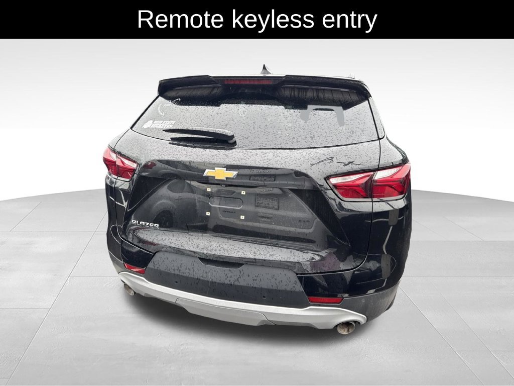 Used 2019 Chevrolet Blazer LT FWD image 3