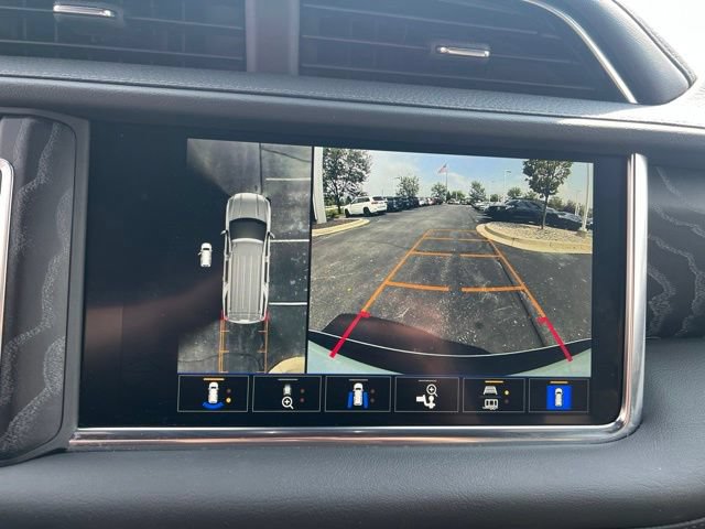 Used 2024 GMC Yukon Denali w/ LPO, Floor Liner Package AWD/4WD image 21