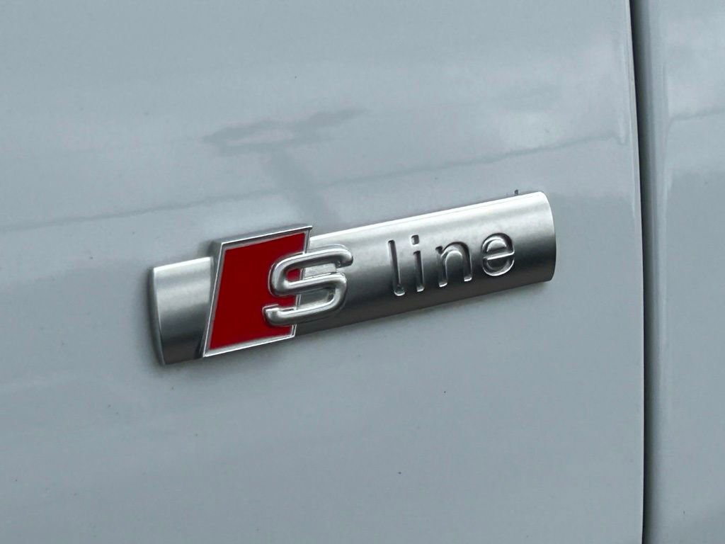 Used 2023 Audi Q8 Premium Plus w/ Premium Plus Package image 41