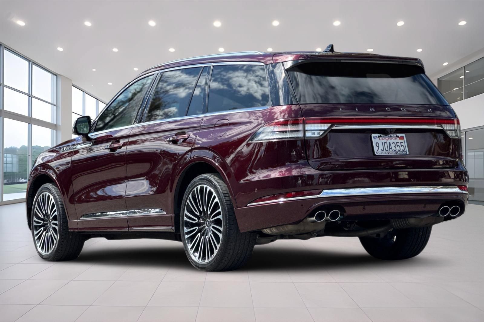 Certified 2022 Lincoln Aviator Black Label AWD/4WD image 6