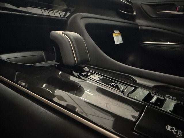 New 2026 Toyota Crown AWD/4WD image 14