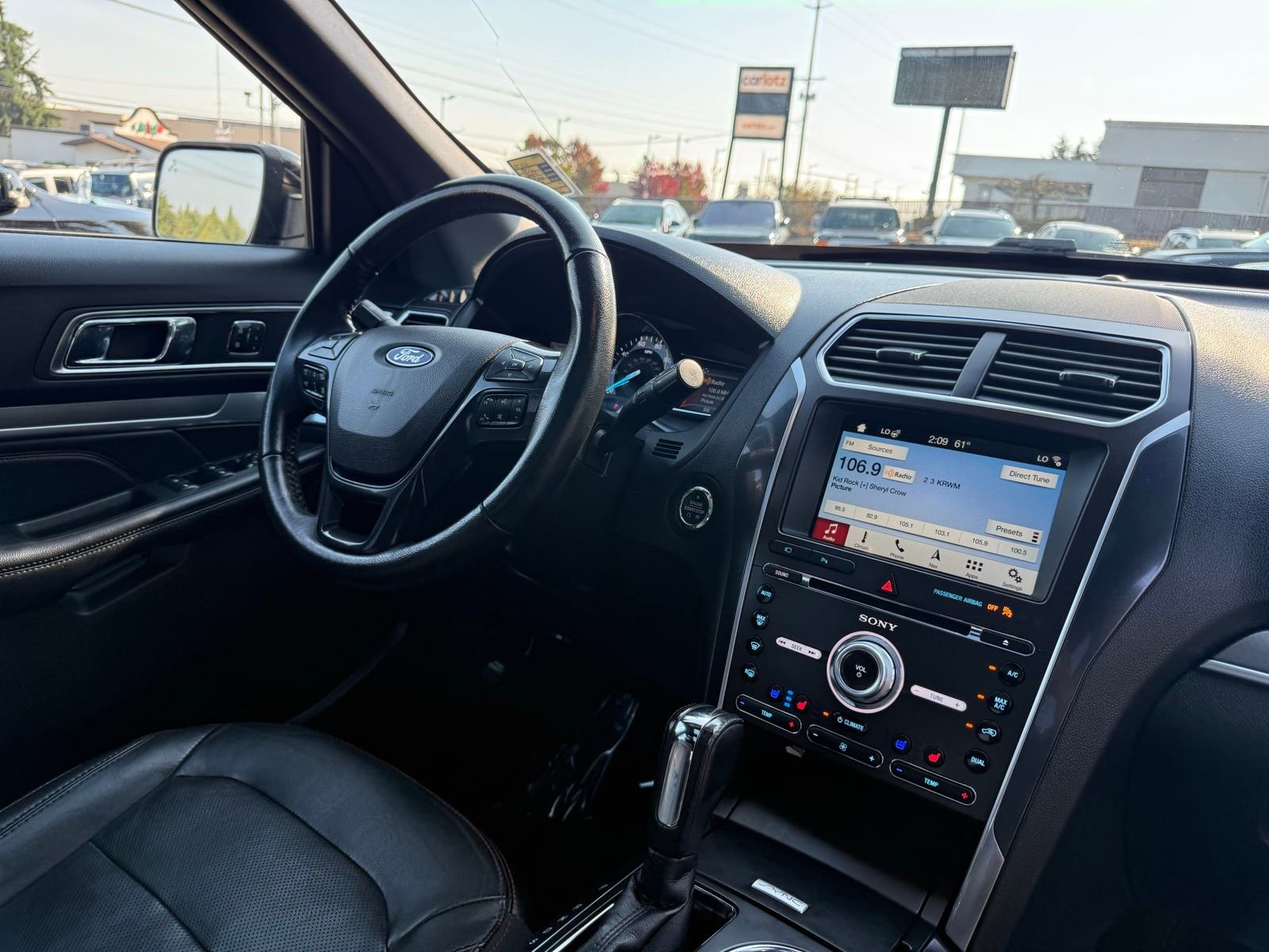 Used 2018 Ford Explorer Sport AWD/4WD image 23