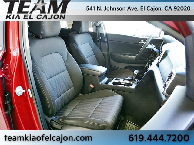 Used 2020 Kia Sportage LX image 12