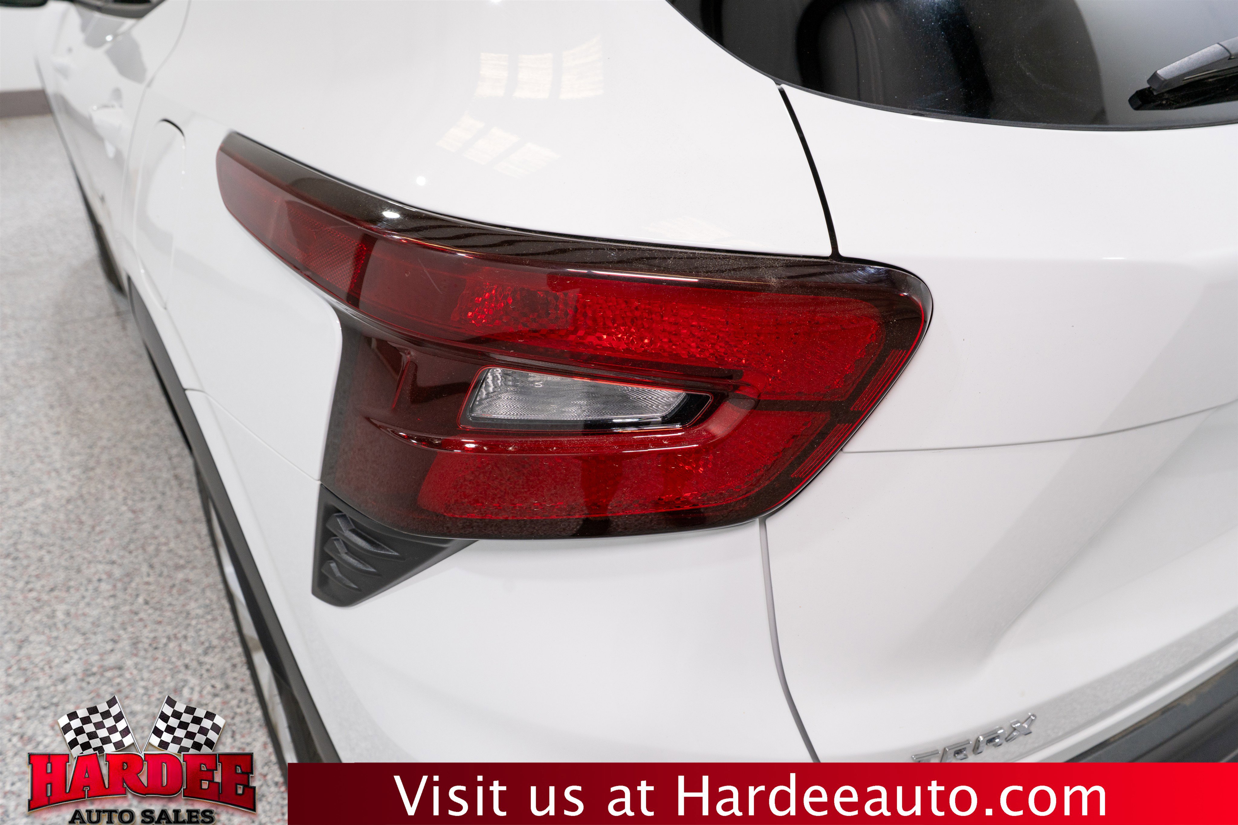 Used 2024 Chevrolet Trax LS image 9