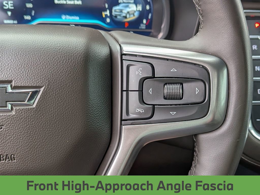 Used 2023 Chevrolet Suburban Z71 w/ Luxury Package image 30