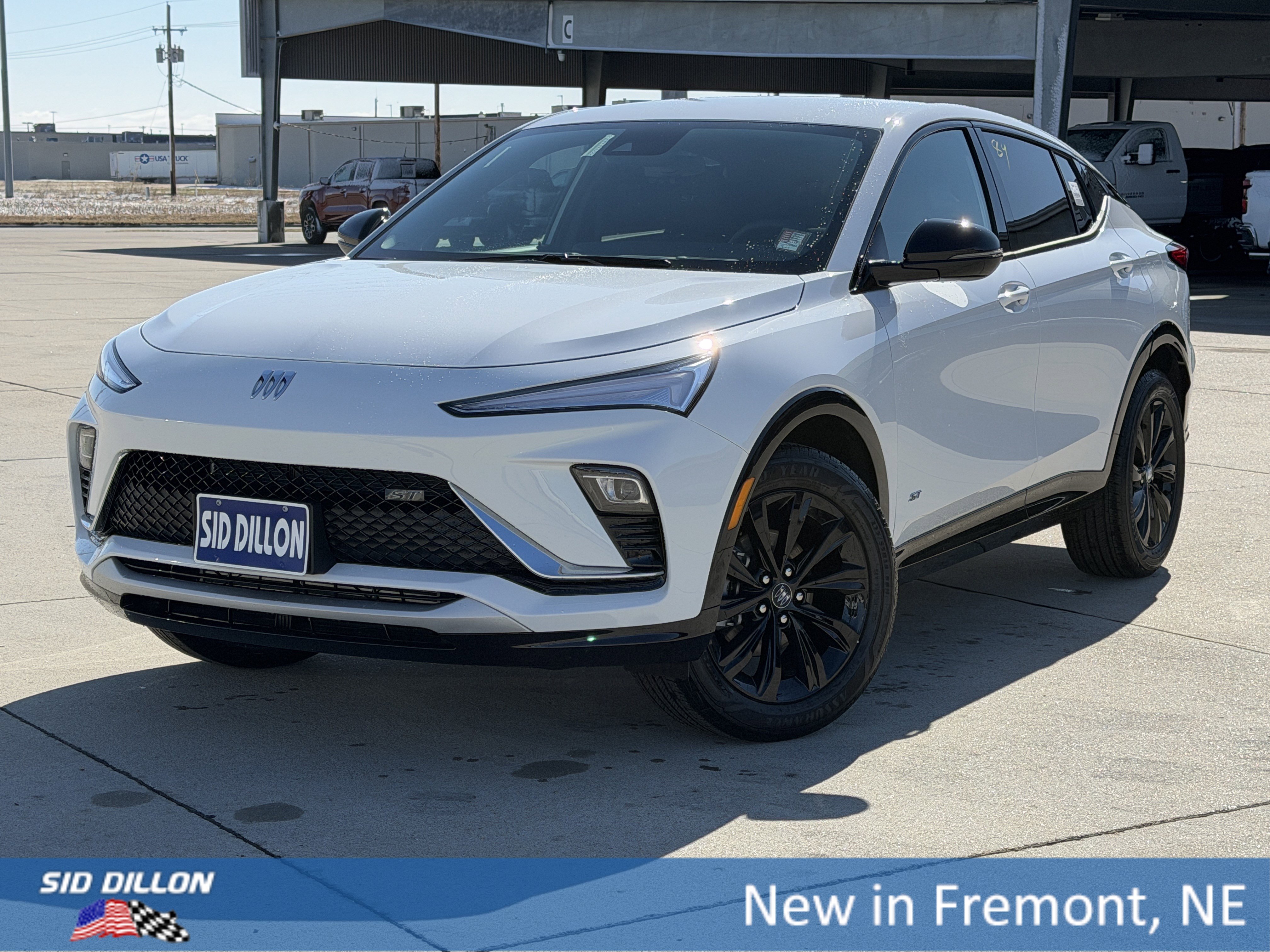 New 2026 Buick Envista Sport Touring image 1