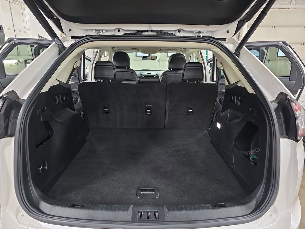 Used 2018 Ford Edge SEL w/ Equipment Group 201A image 12