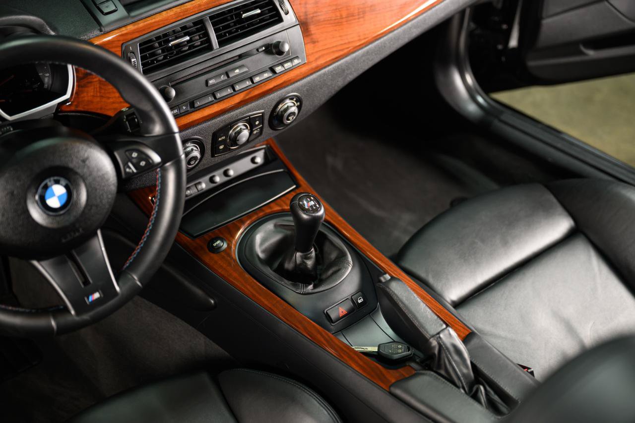 Used 2007 BMW M Roadster RWD image 44