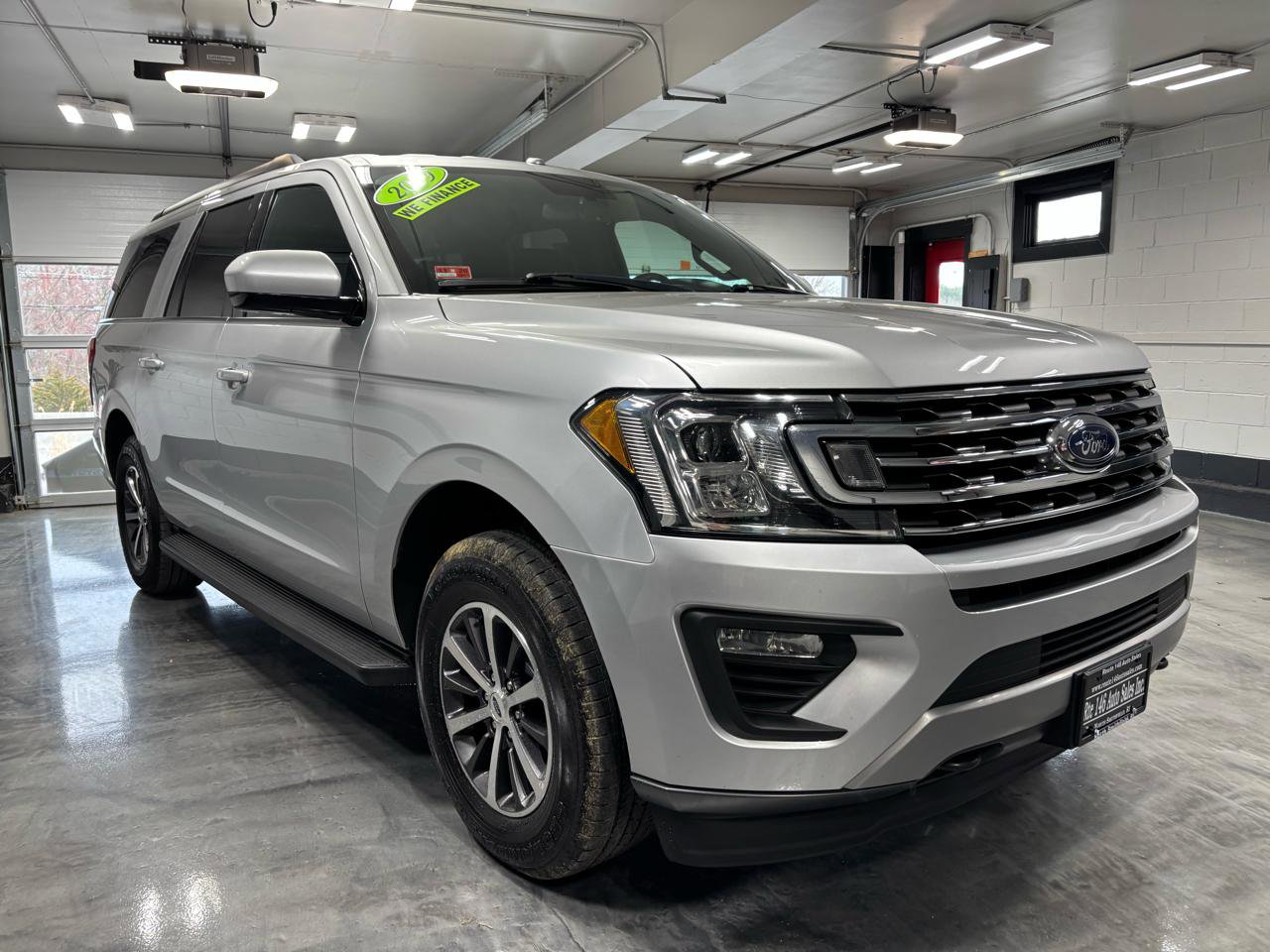 Used 2019 Ford Expedition Max XLT AWD/4WD image 3