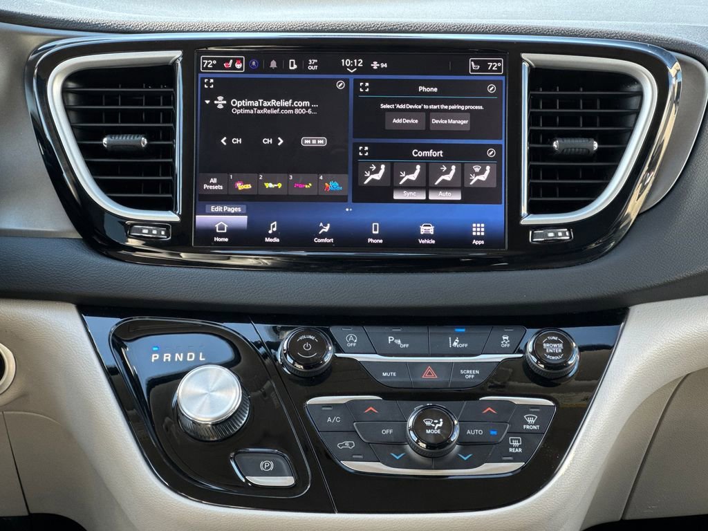 Used 2024 Chrysler Pacifica Touring-L image 22