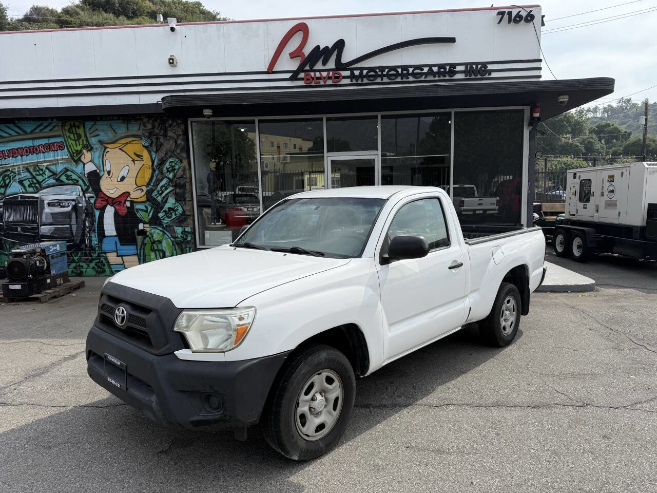 Used 2014 Toyota Tacoma 2WD Regular Cab image 1