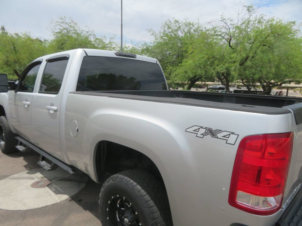 Used 2010 GMC Sierra 2500 SLT w/ SLT Convenience Package AWD/4WD image 7