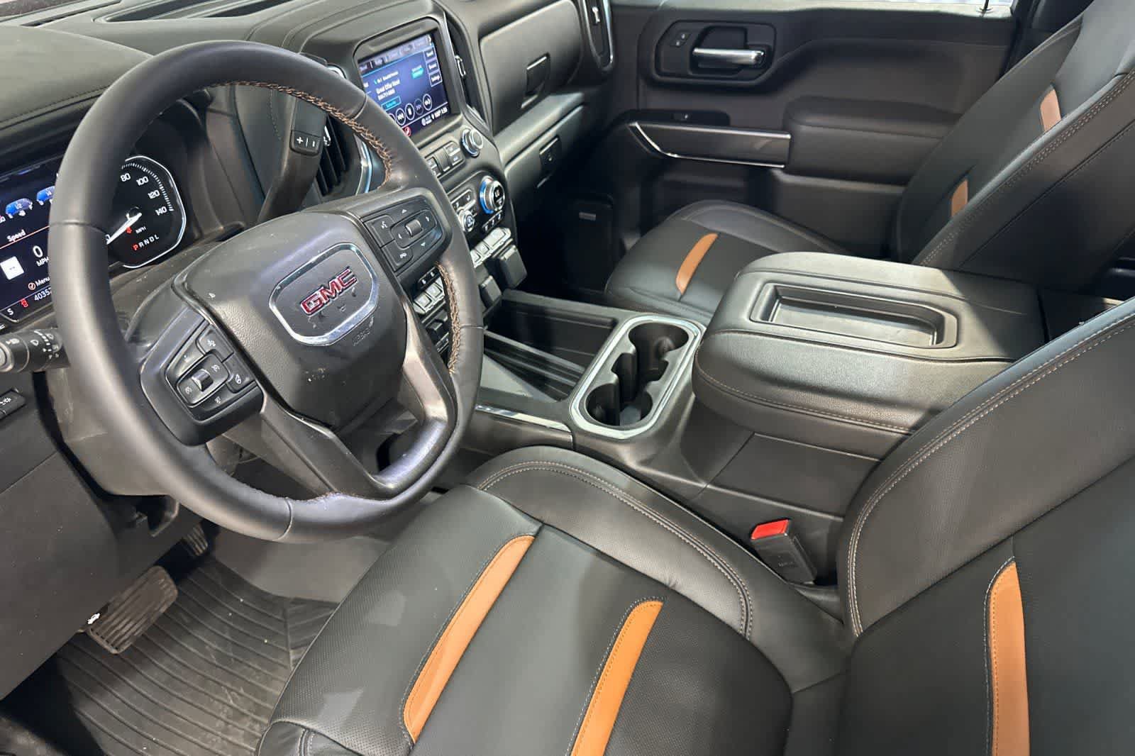 Used 2022 GMC Sierra 2500 AT4 w/ AT4 Premium Plus Package AWD/4WD image 14