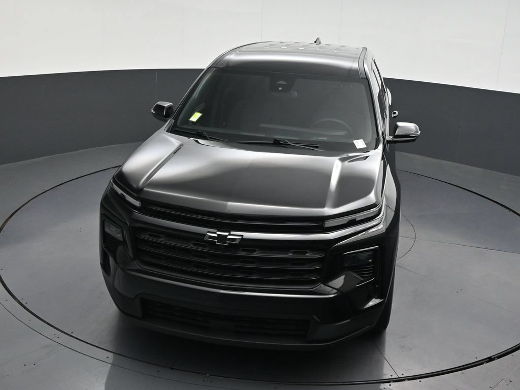 Used 2024 Chevrolet Traverse LS w/ Midnight/Sport Edition FWD image 23