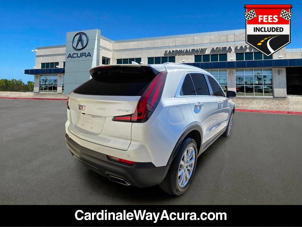Used 2023 Cadillac XT4 Luxury w/ Cold Weather Package FWD image 6