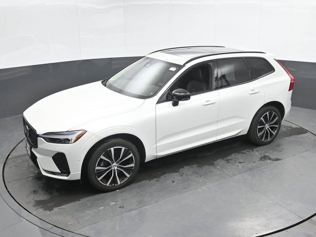 Used 2024 Volvo XC60 B5 Plus w/ Protection Package Premier image 30