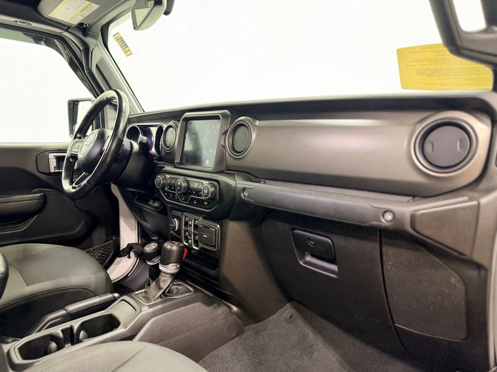 Used 2022 Jeep Gladiator Sport AWD/4WD image 18