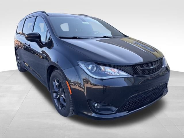 Used 2018 Chrysler Pacifica Touring-L Plus