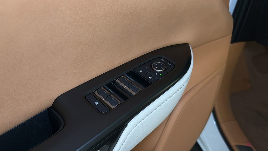 New 2026 Lexus RZ 450e AWD image 15