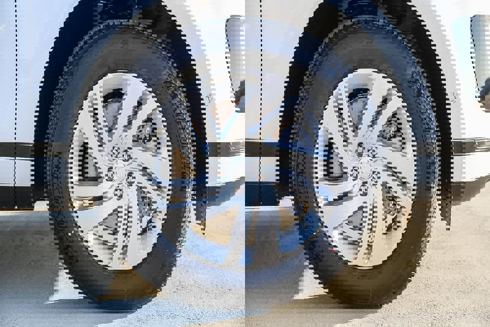 New 2026 Land Rover Range Rover Evoque S image 10