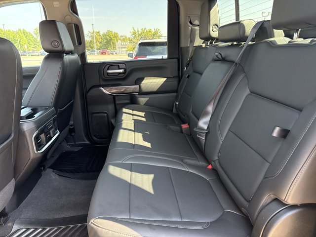 Used 2020 Chevrolet Silverado 2500 LTZ w/ LTZ Convenience Package AWD/4WD image 6