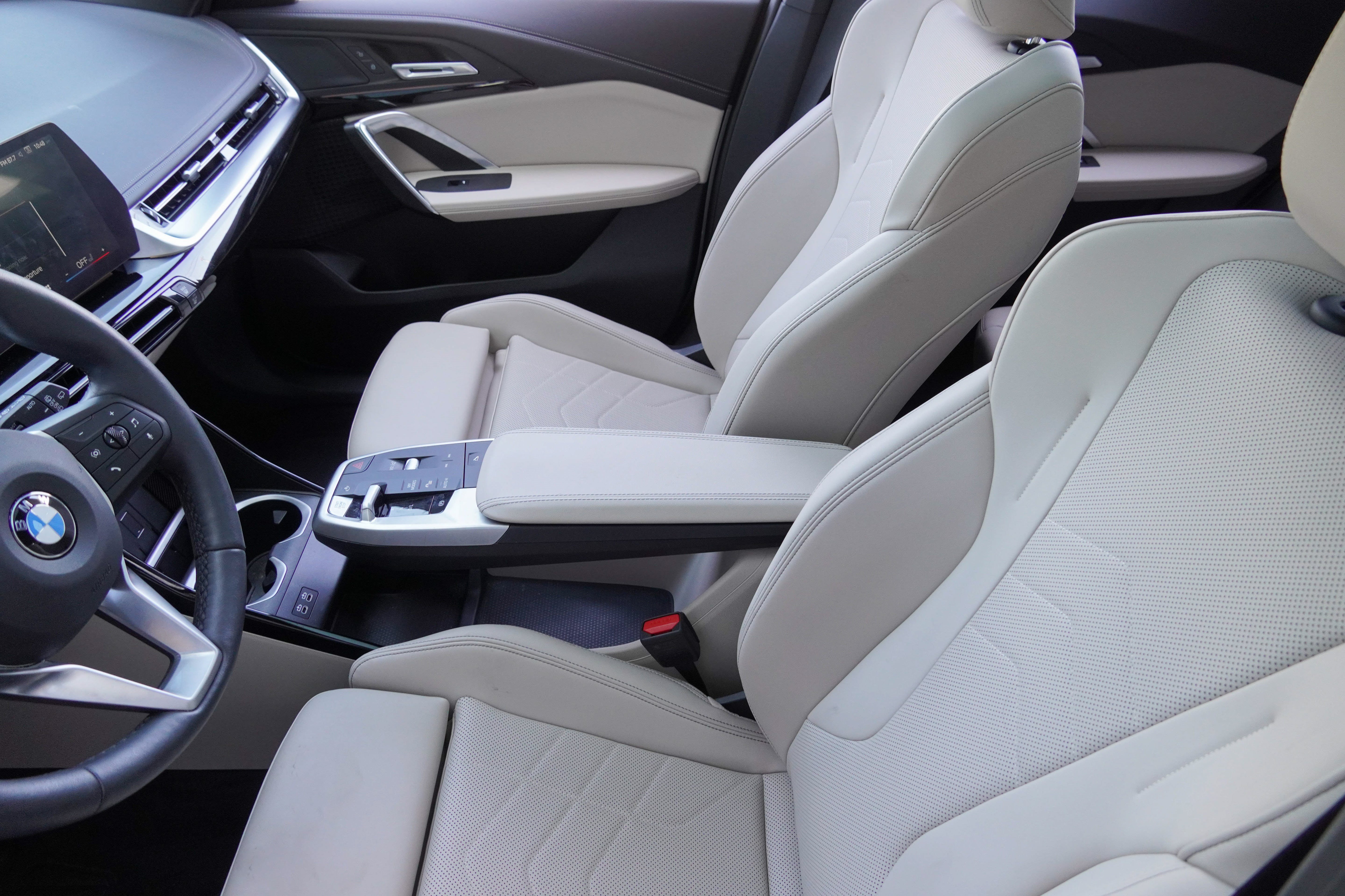 Certified 2025 BMW X1 xDrive28i AWD/4WD image 8