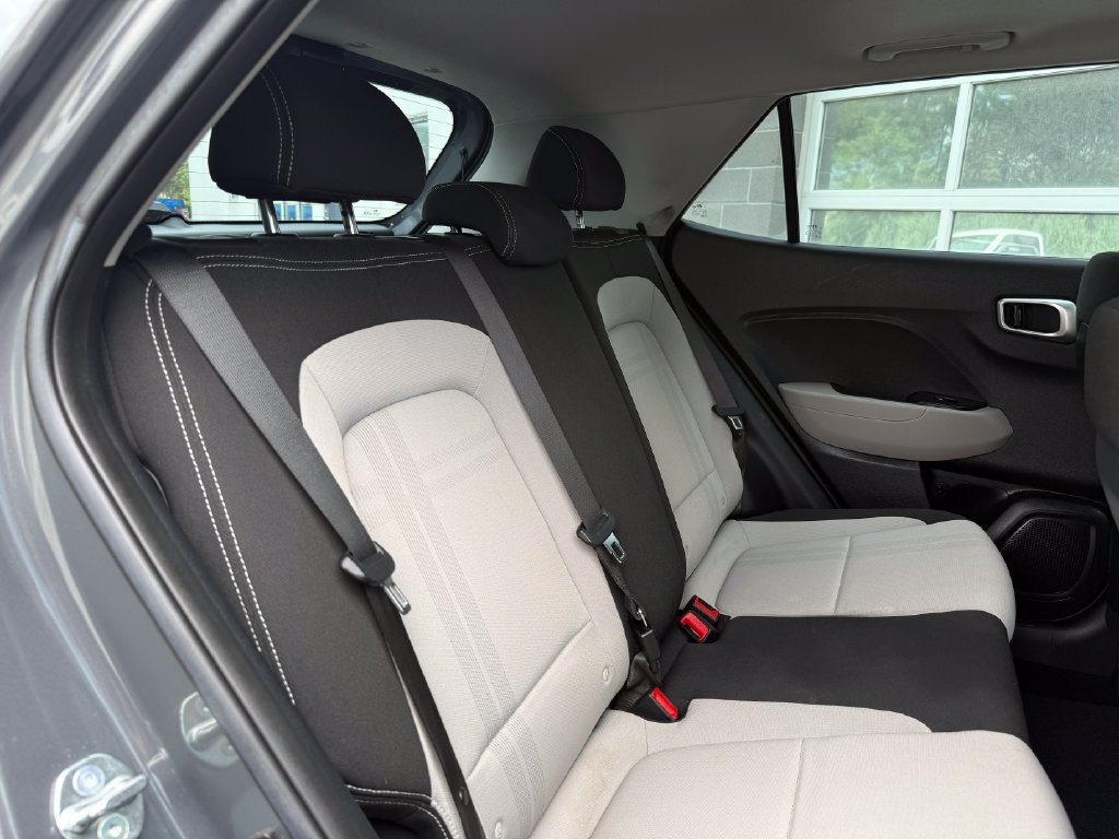 Used 2023 Hyundai Venue SEL w/ Cargo Package FWD image 38