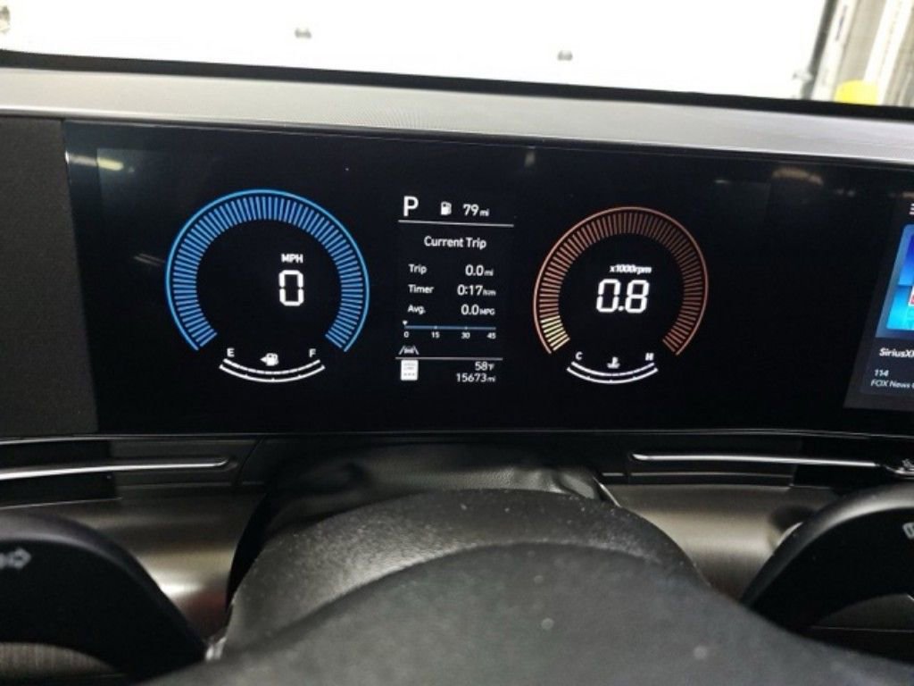 Used 2025 Hyundai Kona SEL image 12