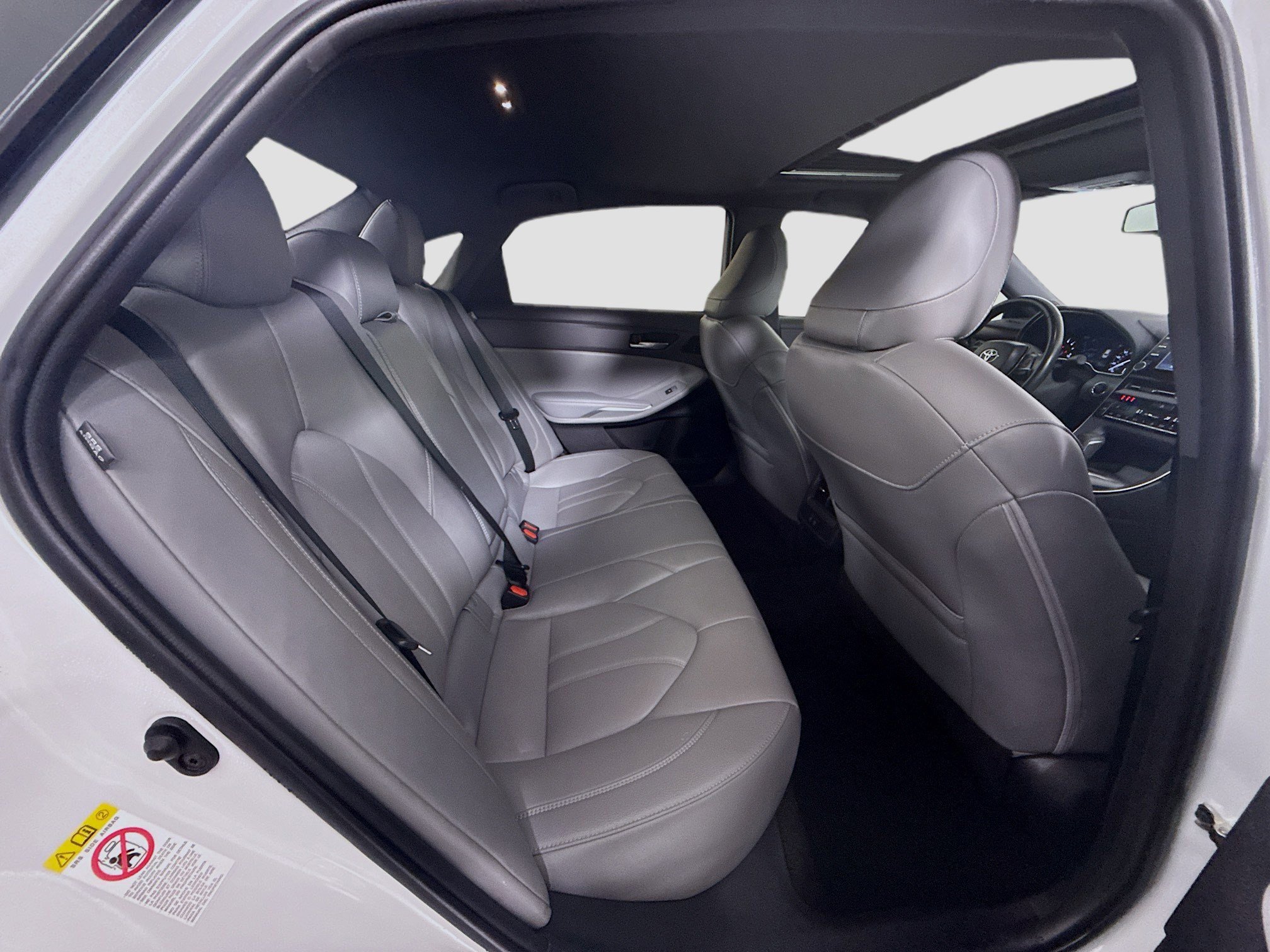 Used 2019 Toyota Avalon XLE w/ Moonroof Package image 27