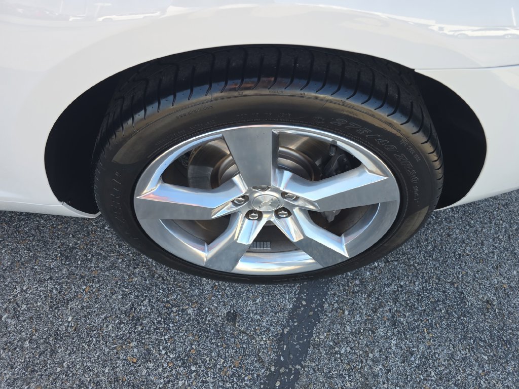 Used 2010 Chevrolet Camaro SS w/ RS Package RWD image 11
