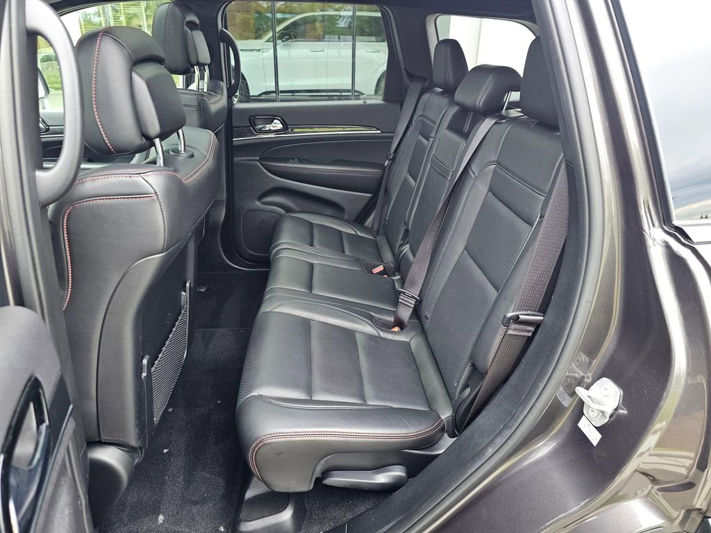 Used 2019 Jeep Grand Cherokee Trailhawk w/ Trailhawk Luxury Group AWD/4WD image 16