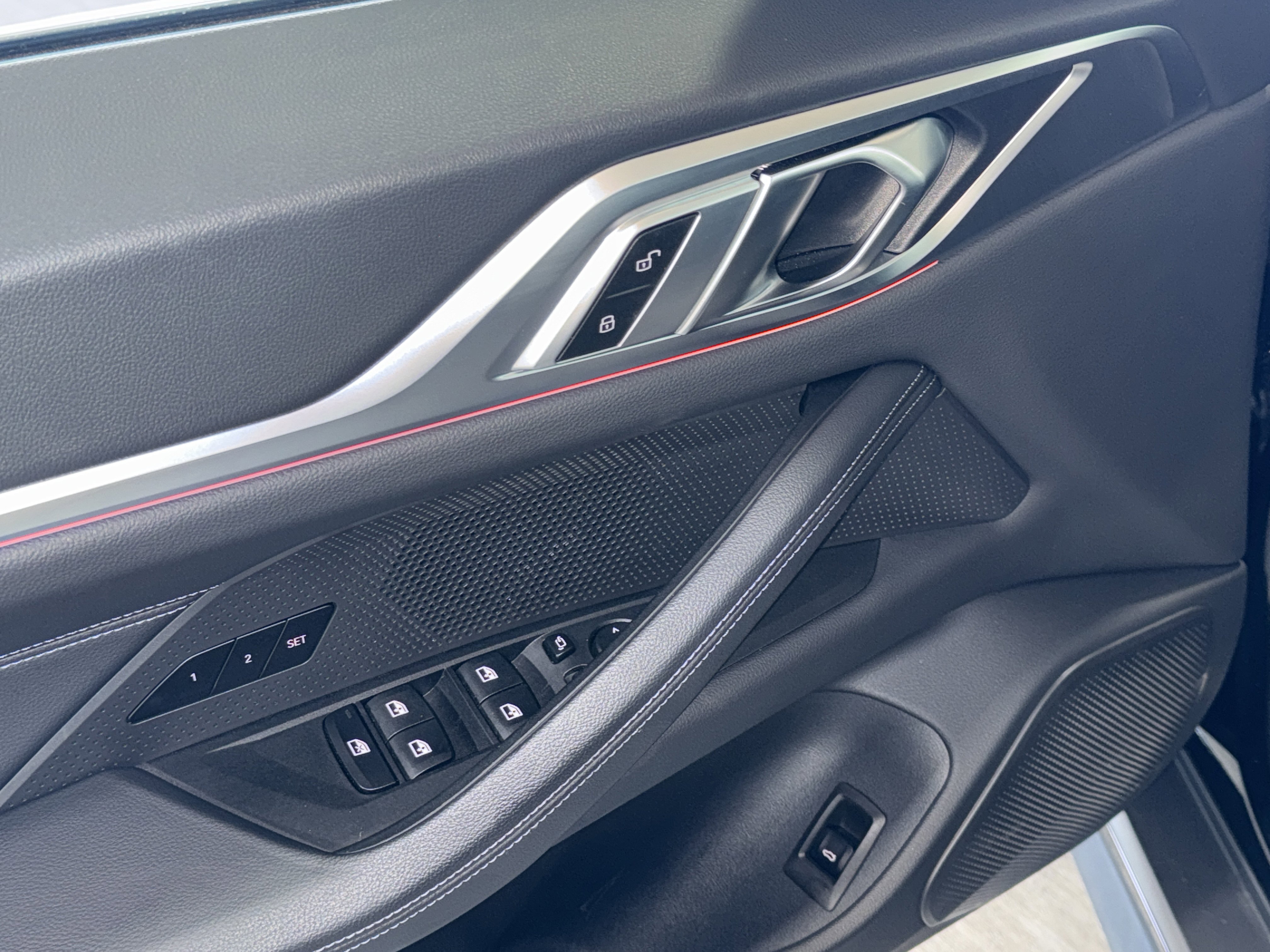 Certified 2025 BMW i4 eDrive40 image 18