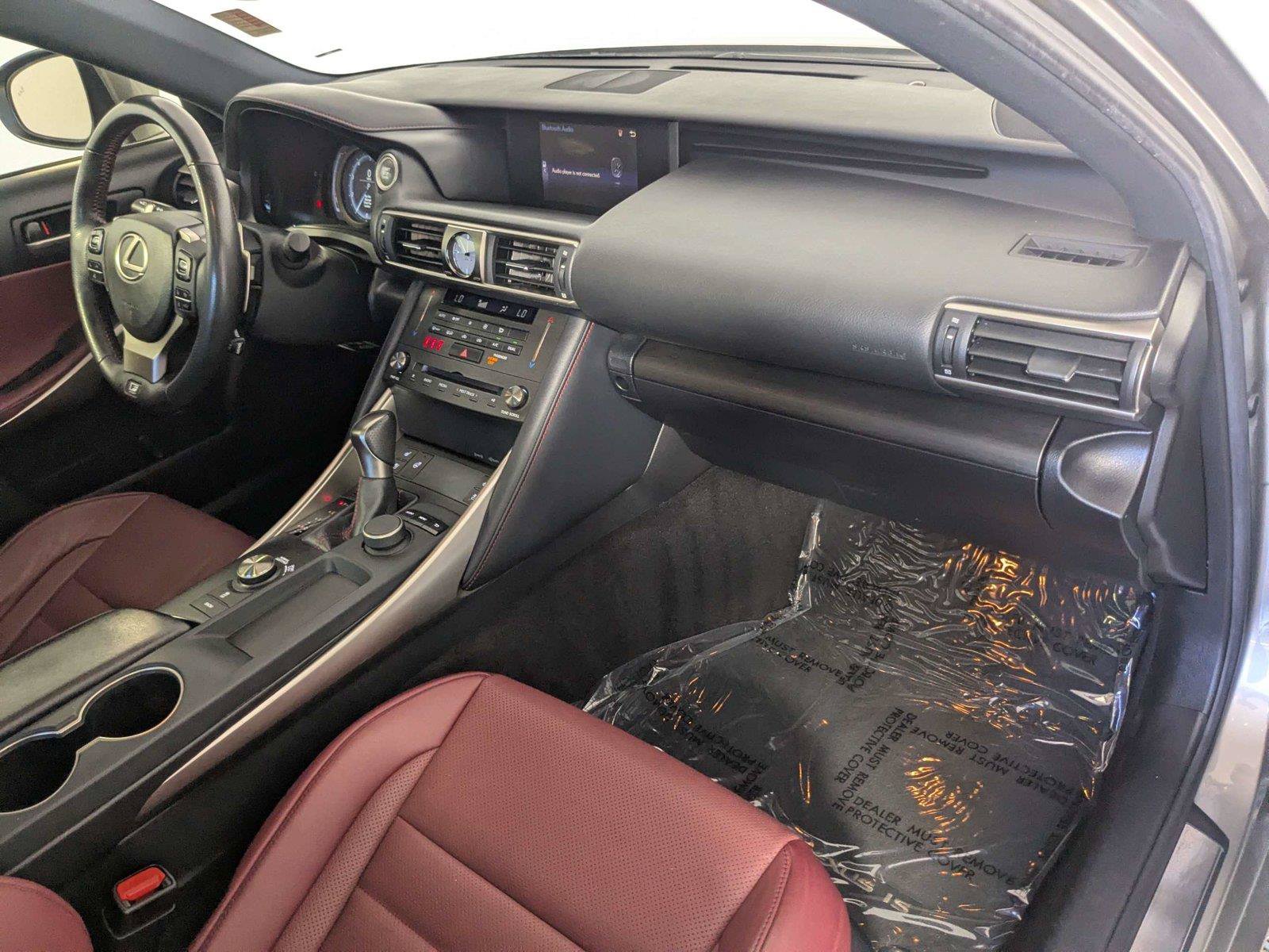 Used 2020 Lexus IS 350 F Sport w/ F Sport Package RWD image 32