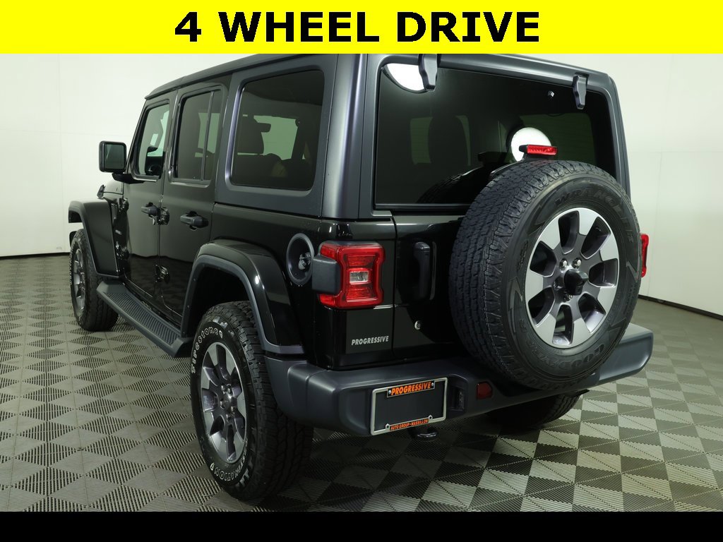 Used 2018 Jeep Wrangler Unlimited Sahara image 4