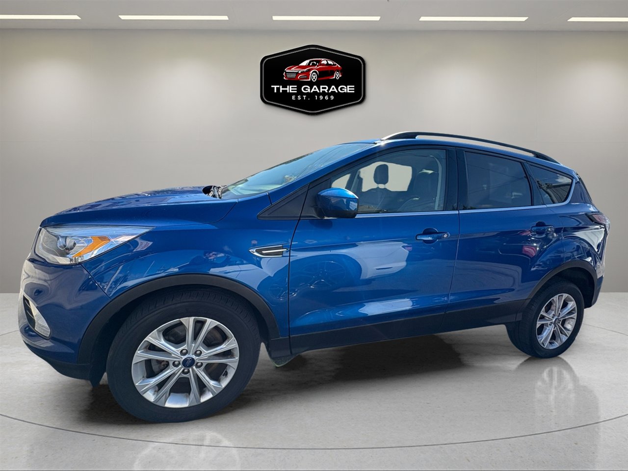 Used 2018 Ford Escape SEL w/ Ford Safe & Smart Package image 3