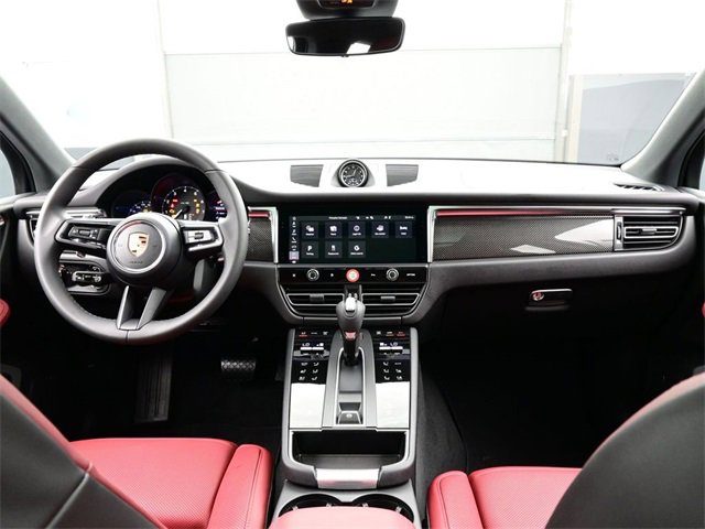 New 2026 Porsche Macan image 21