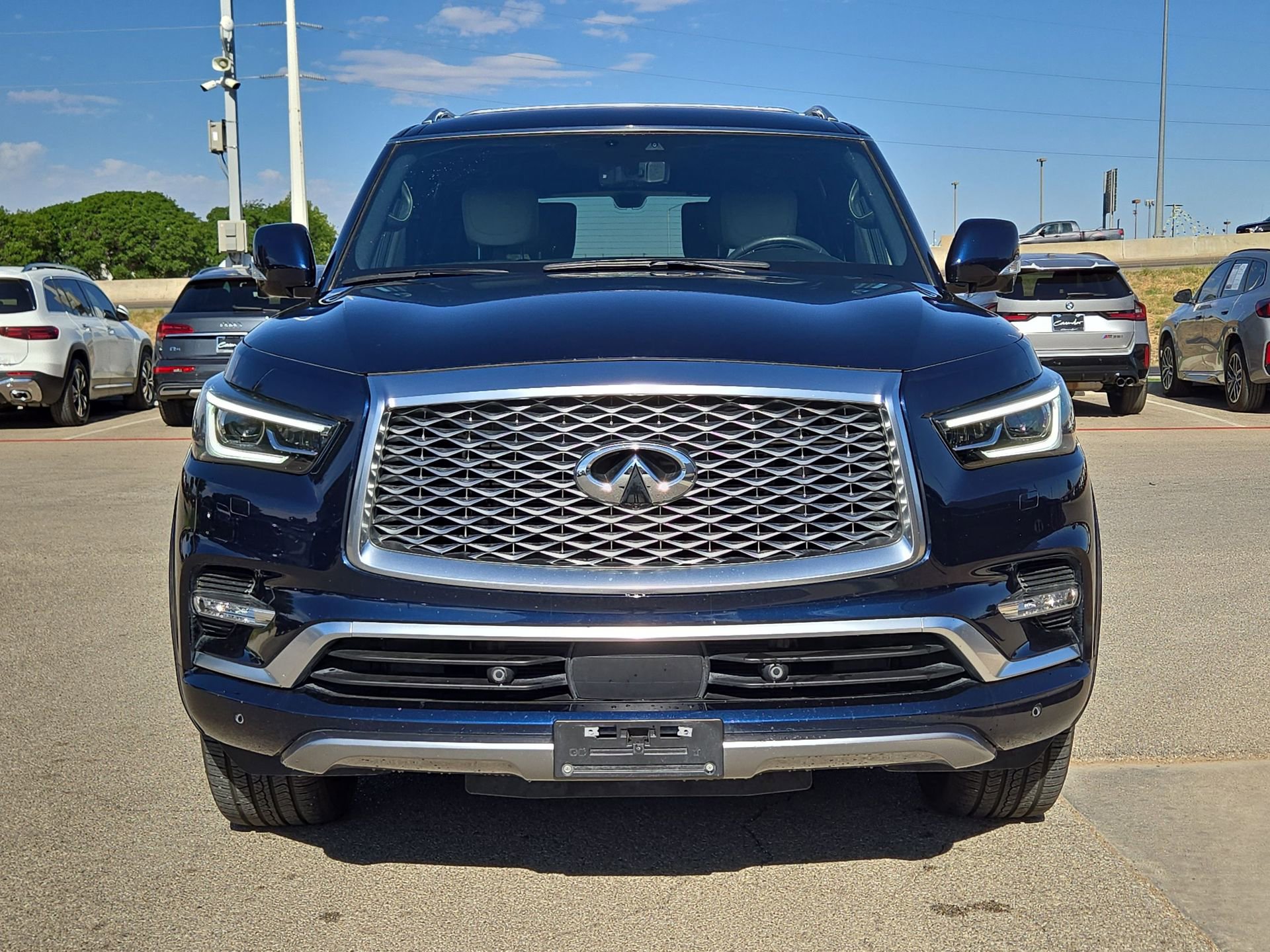 Used 2020 INFINITI QX80 Limited w/ All-Season Package AWD/4WD image 10