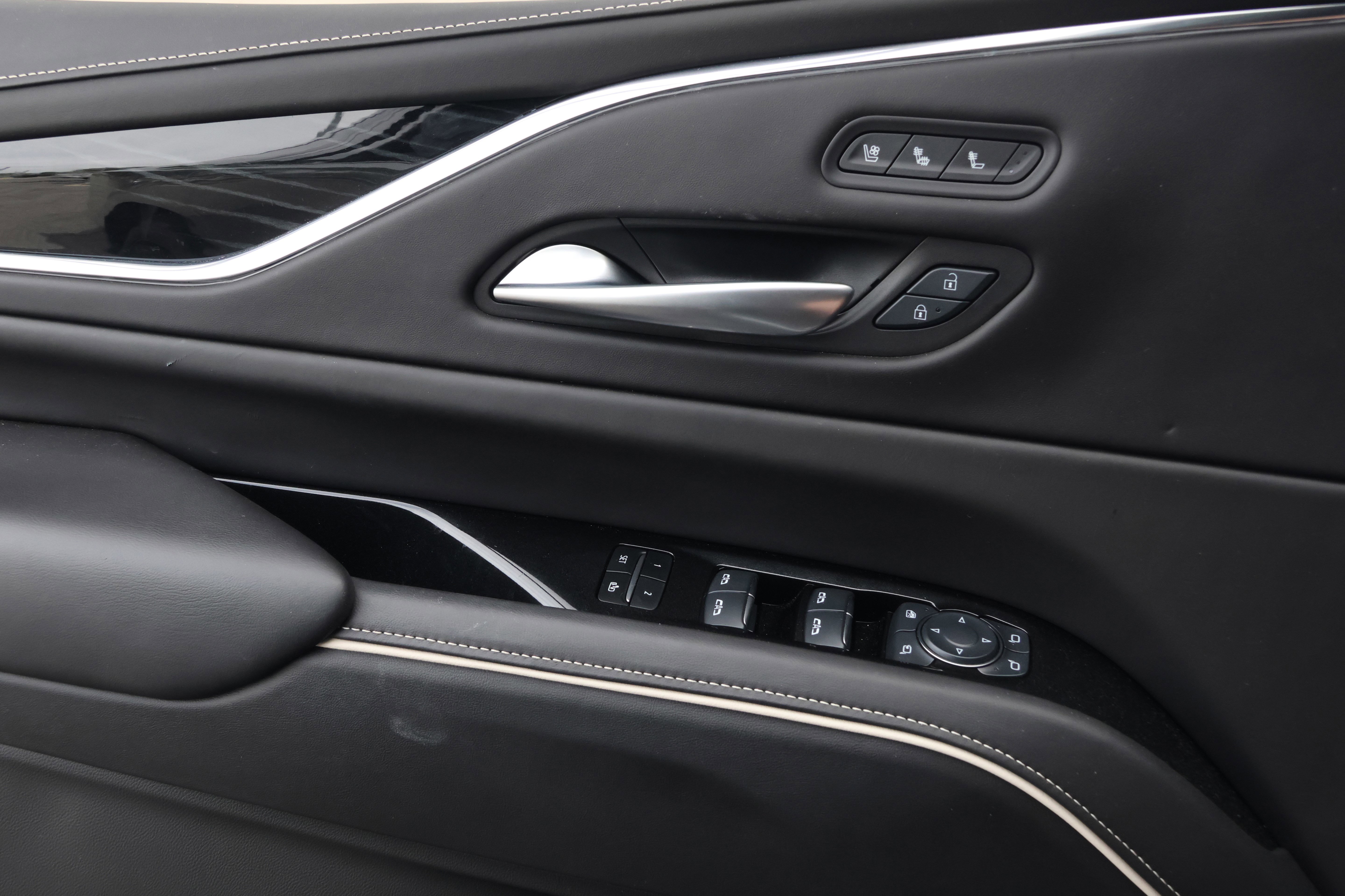 Used 2024 Cadillac Escalade V w/ LPO, ONYX Package AWD/4WD image 12