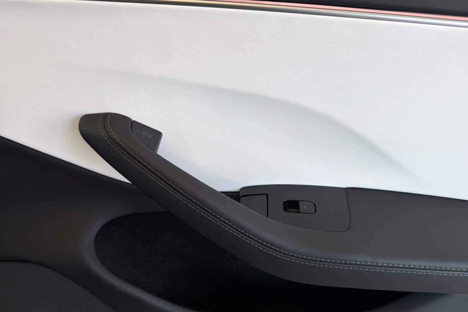 Used 2025 Tesla Model 3 RWD image 18