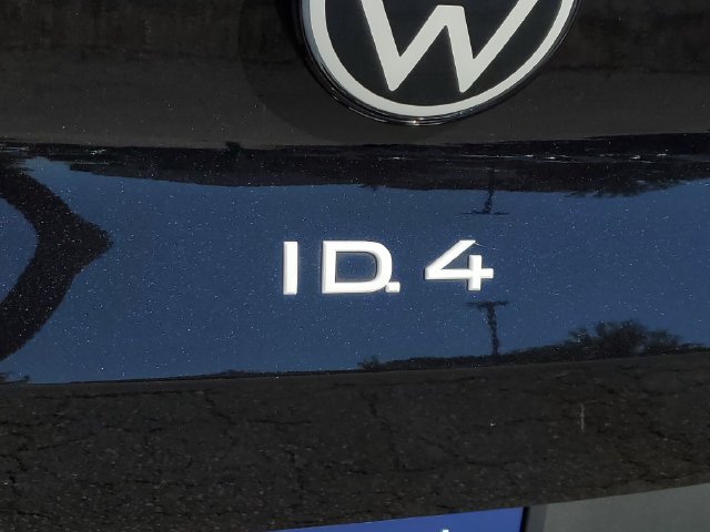 Used 2025 Volkswagen ID.4 Pro S AWD/4WD image 13