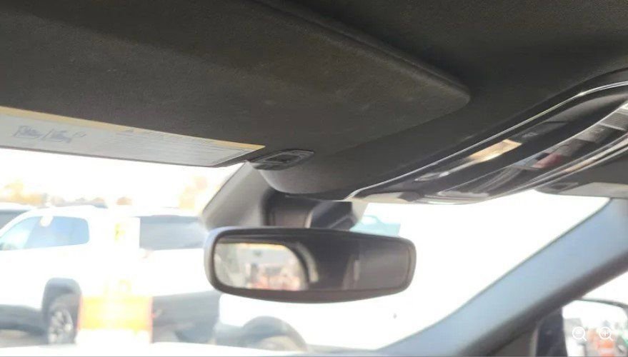 Used 2023 Jeep Grand Cherokee Altitude image 14