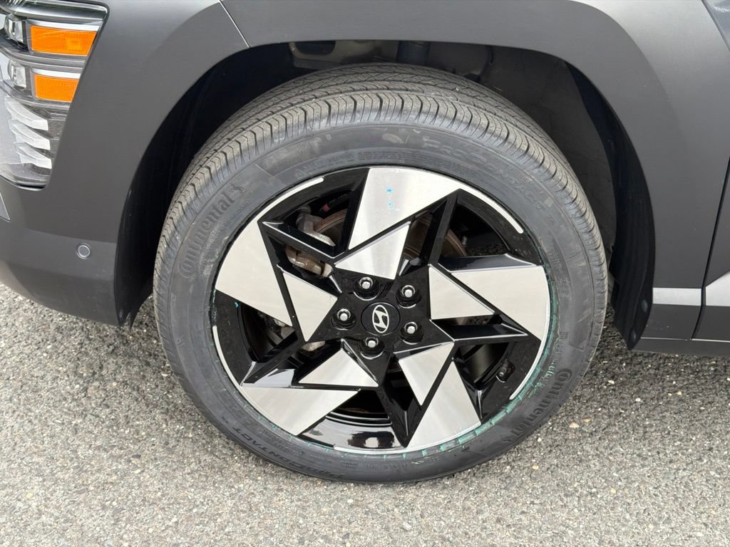 Certified 2024 Hyundai Kona Limited AWD/4WD image 5
