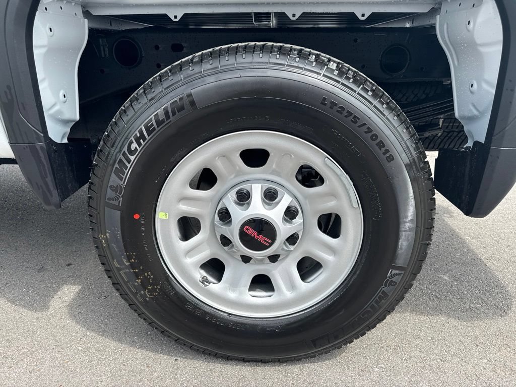 New 2026 GMC Sierra 2500 Pro w/ 1SA Pro Safety Plus Package AWD/4WD image 31