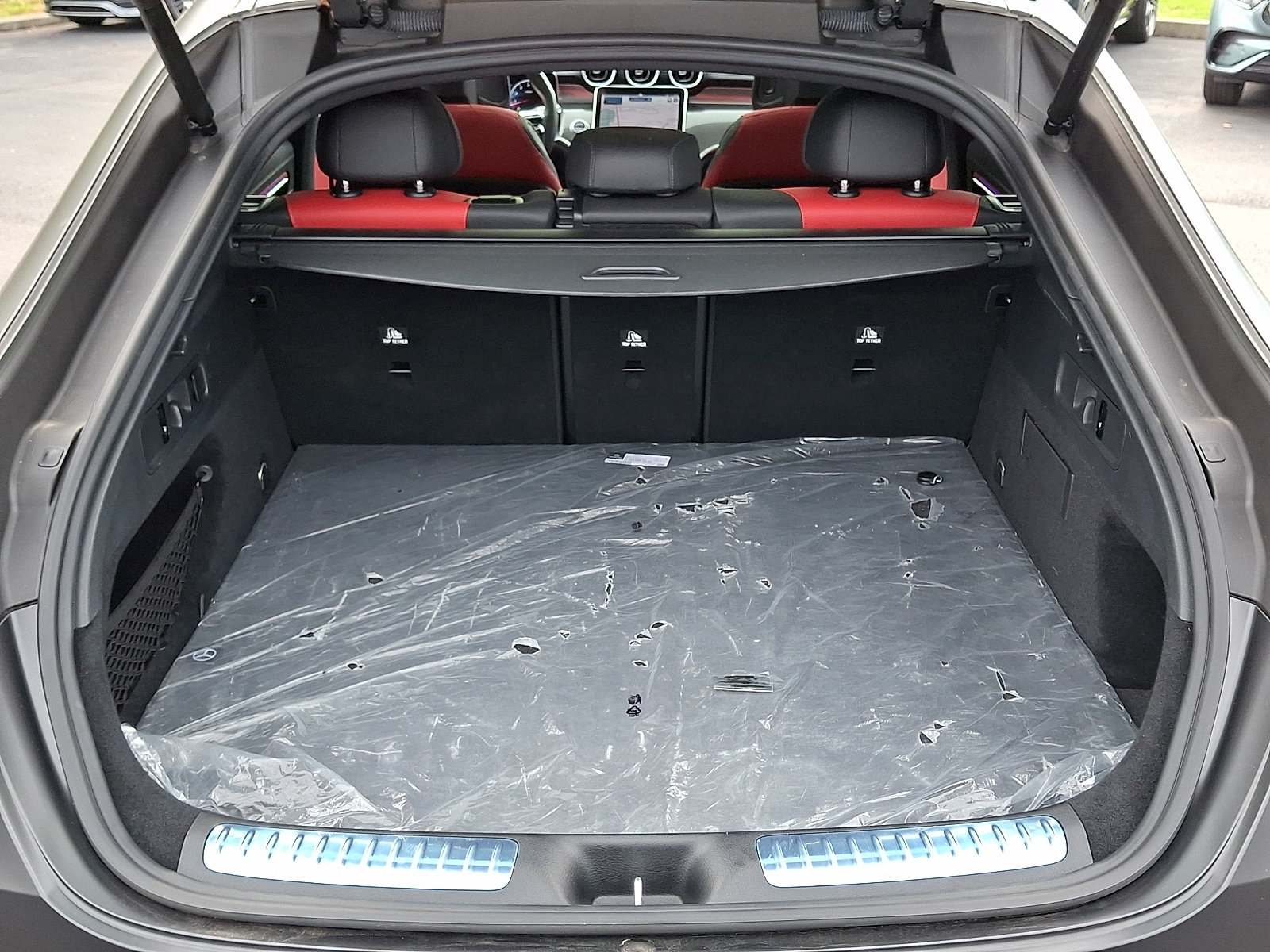Used 2024 Mercedes-Benz GLC 300 4MATIC image 27