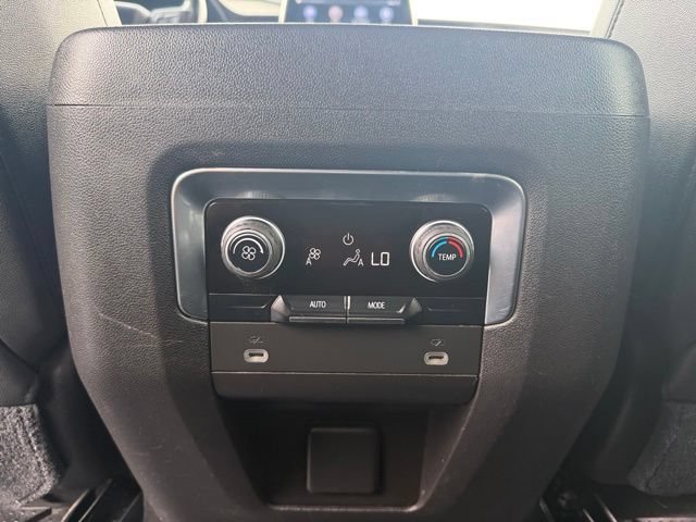 Used 2021 Chevrolet Suburban RST AWD/4WD image 21