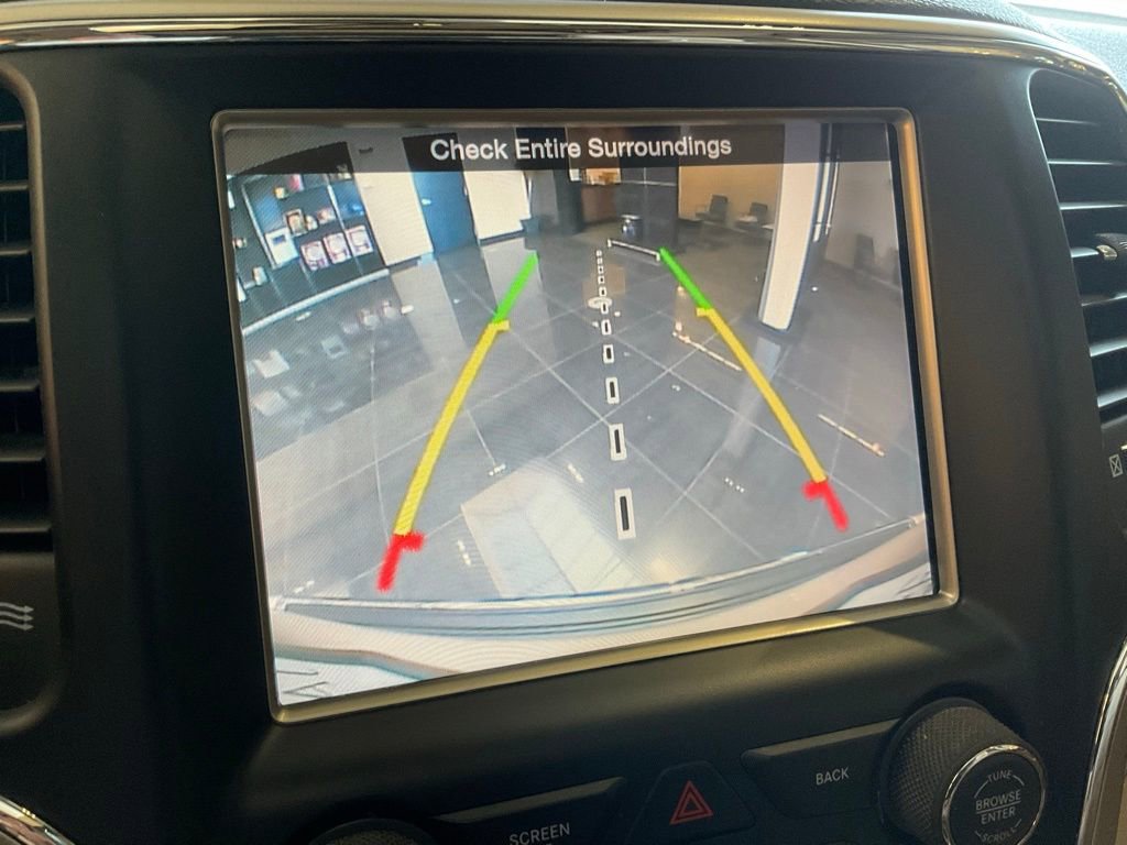 Used 2014 Jeep Grand Cherokee Limited image 16