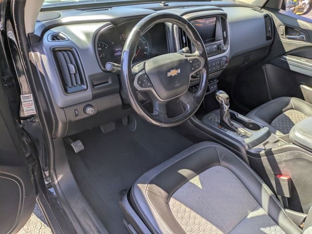 Used 2022 Chevrolet Colorado Z71 w/ Safety Package image 9