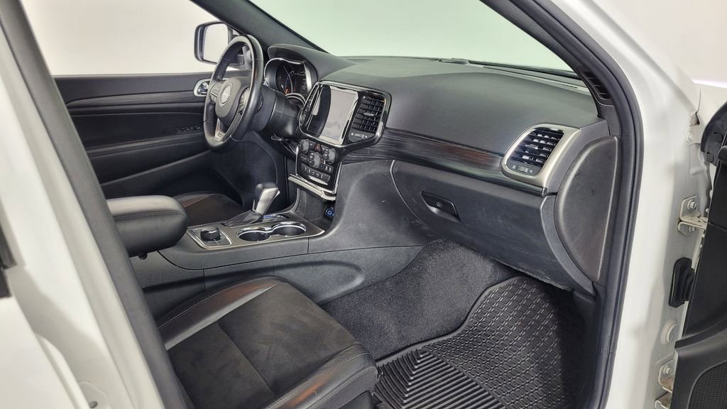 Used 2022 Jeep Grand Cherokee Laredo X image 39